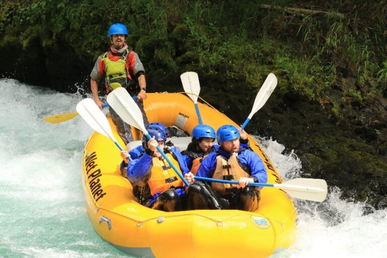 Ultimate Guide to White Salmon River Rafting in Washington State