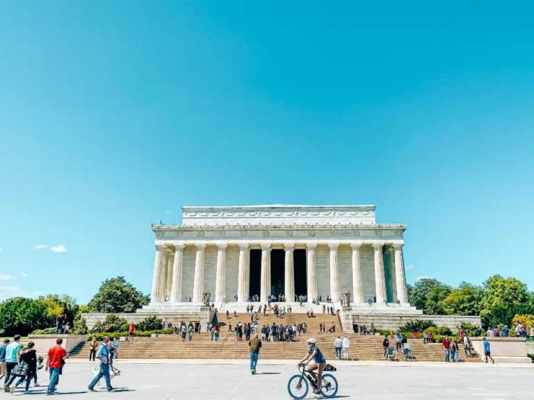 24 Hours in Washington DC: Easy Guide to DC in One Day