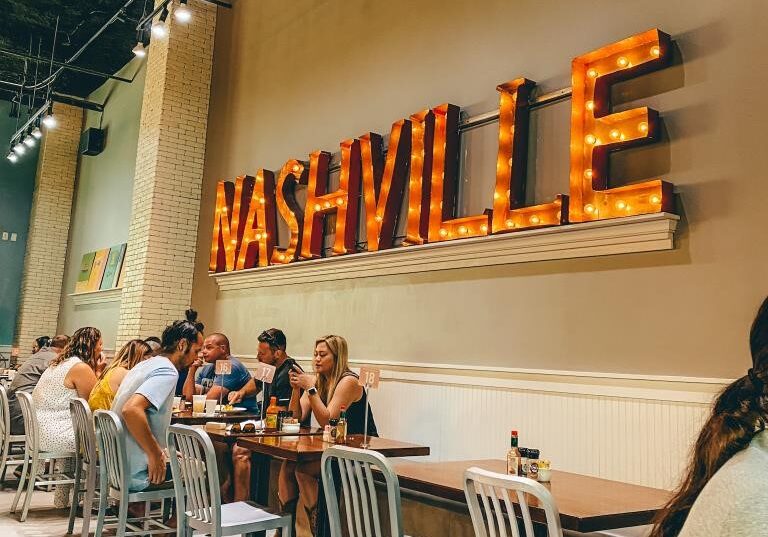 11 Best Restaurants in Nashville on Broadway for Visitors